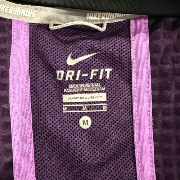 Nike Dri-FIT Women's Med Running Jacket Purple Athletic Workout Athletic Outdoor - Picture 4 of 5